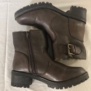 Just Fab ankle fur lined boots